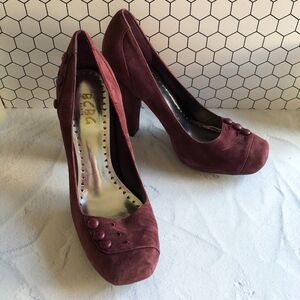 BCBG Burgundy Suede Grido Pin Up Heel 8.5